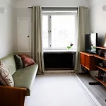 Vintage Modern Apartment By Sea - Eiranranta